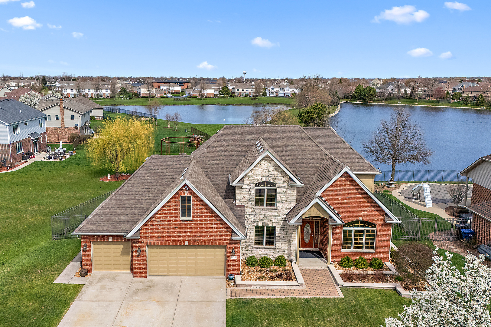 785 Stacey Drive, New Lenox, IL