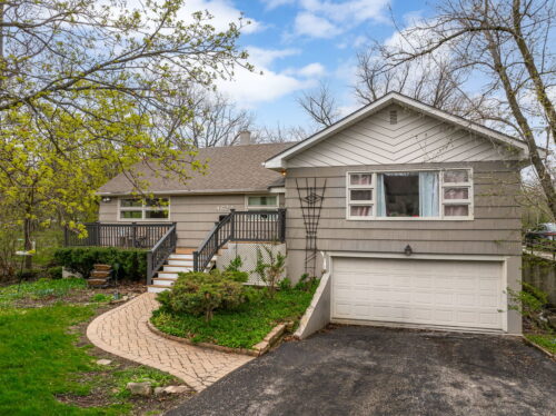 4624 Lee Avenue, Downers Grove, IL