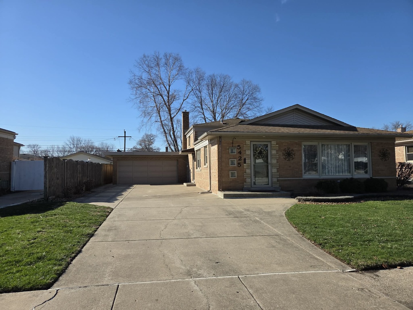 5425 W 99th Street, Oak Lawn, IL