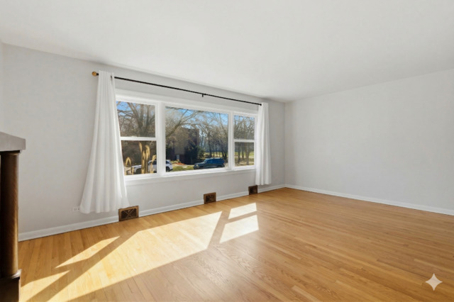 556 BARTON Avenue #2, Evanston, IL
