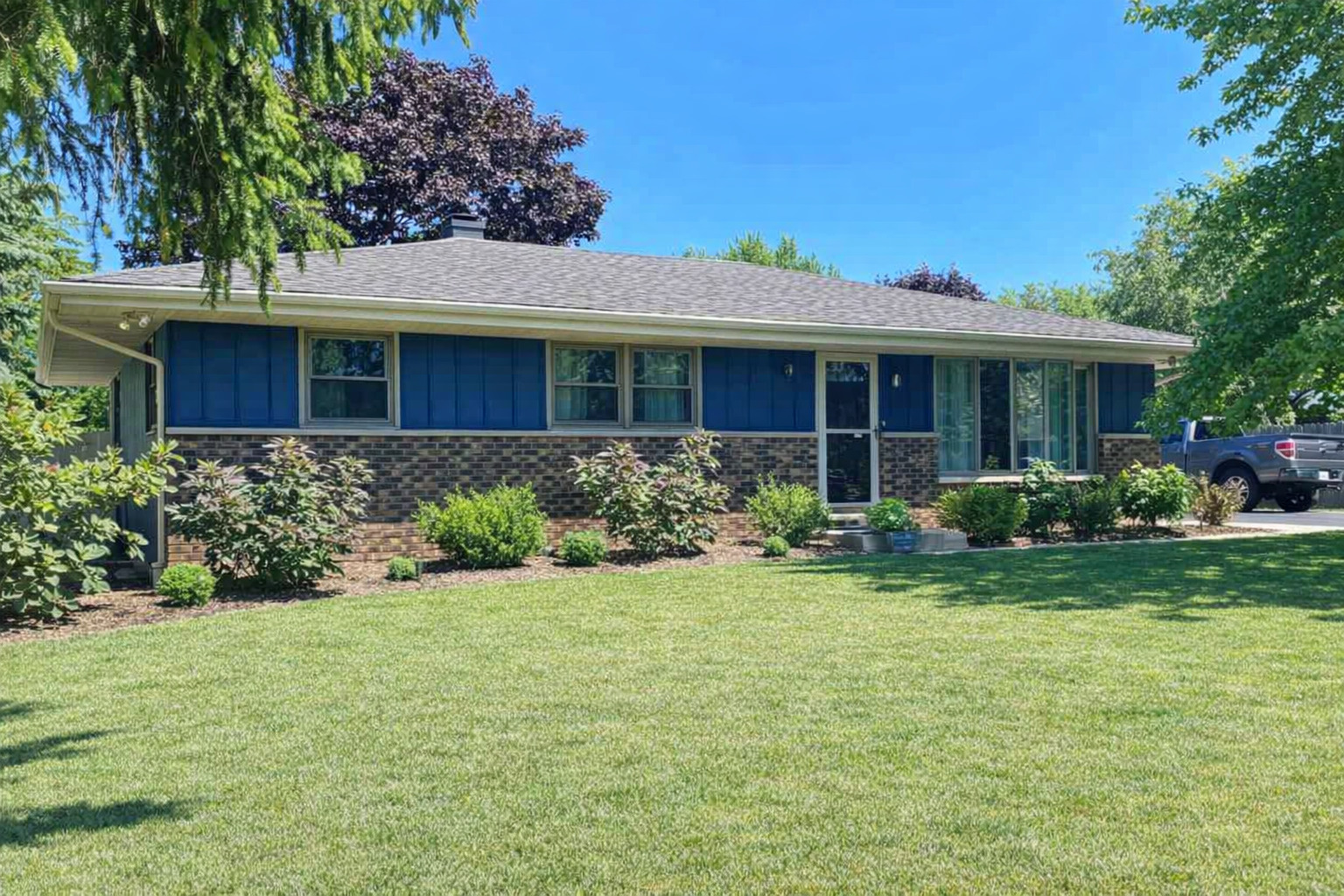 535 Thompson Avenue, Winthrop Harbor, IL