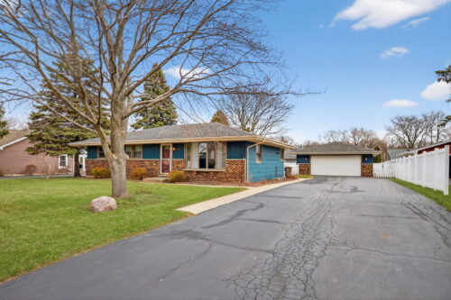 535 Thompson Avenue, Winthrop Harbor, IL