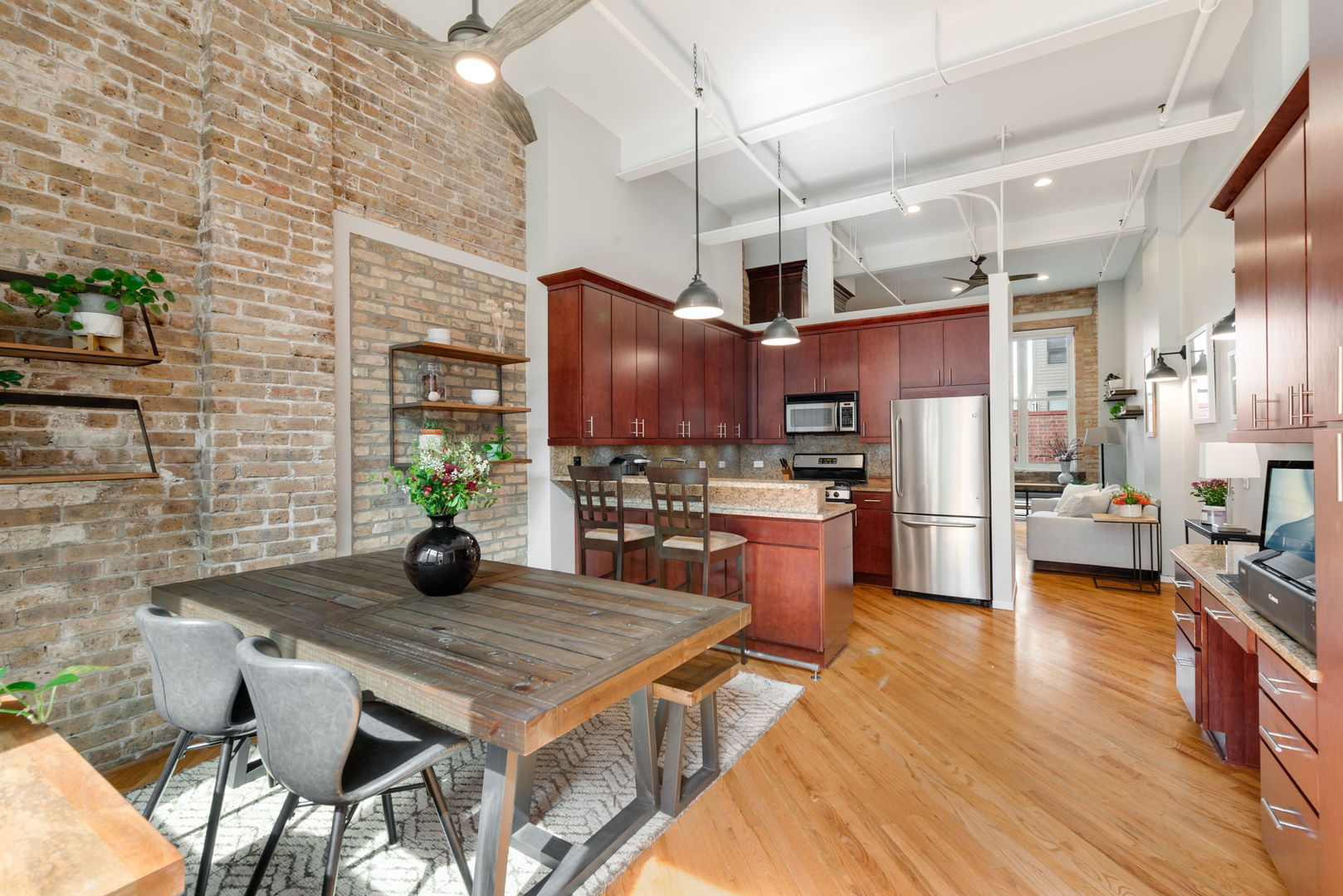 601 Linden Place #121, Evanston, IL