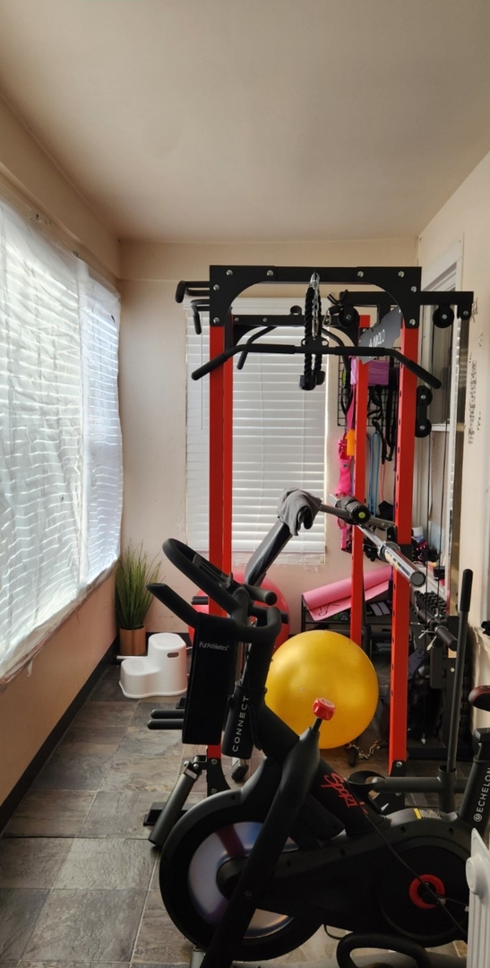 2046 N Narragansett Avenue, Chicago, IL