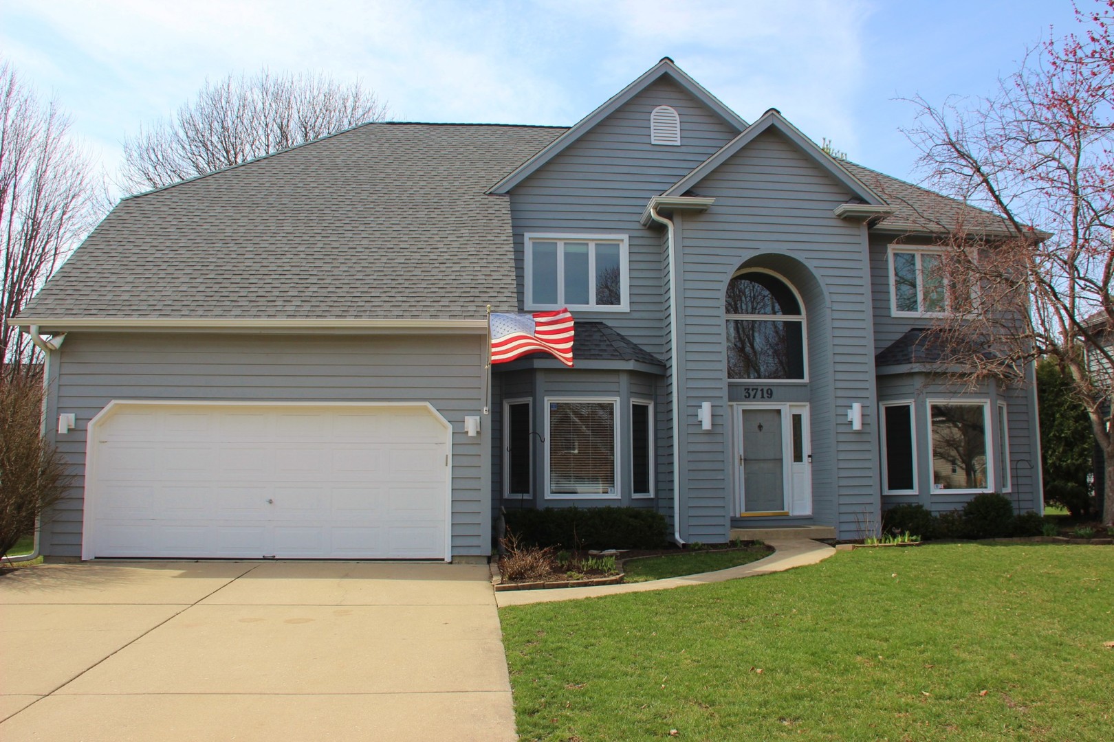 3719 Falkner Drive, Naperville, IL