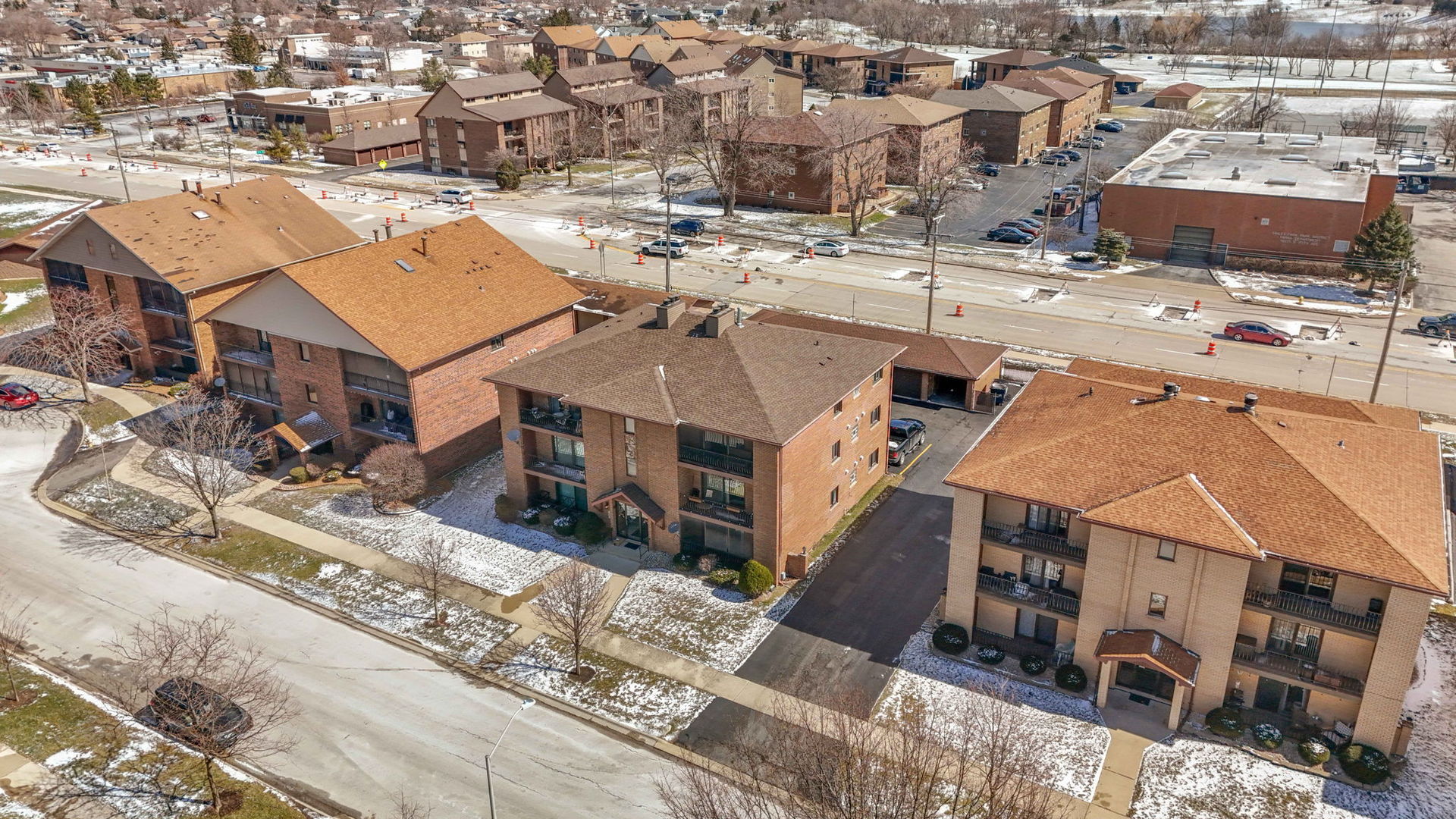 16819 81st Avenue #1S, Tinley Park, IL