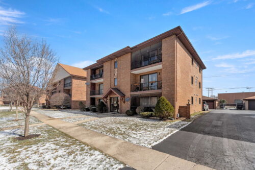 16819 81st Avenue #1S, Tinley Park, IL