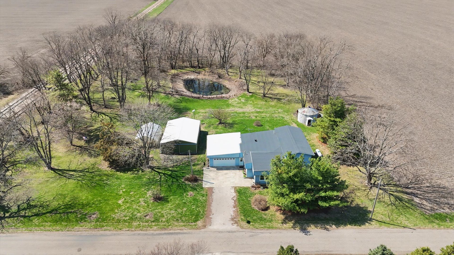 3055 County Road 1200 E, Rantoul, IL
