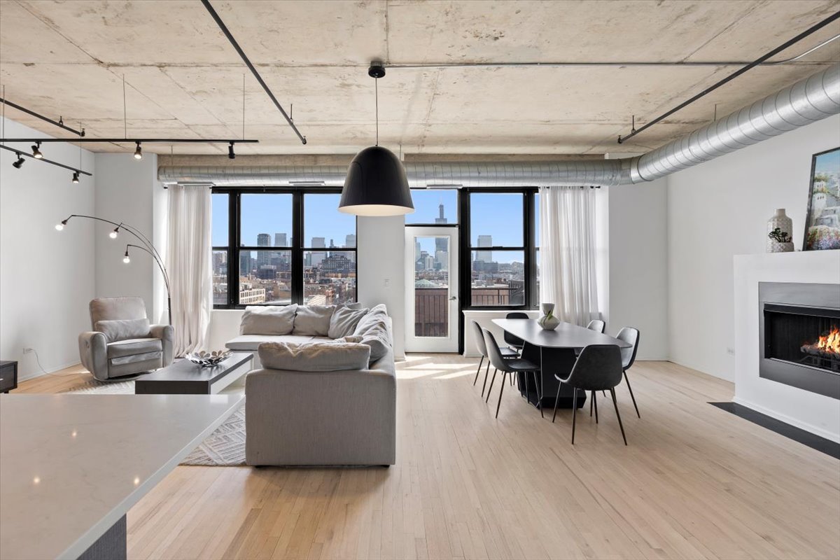 6 S Laflin Street #907, Chicago, IL