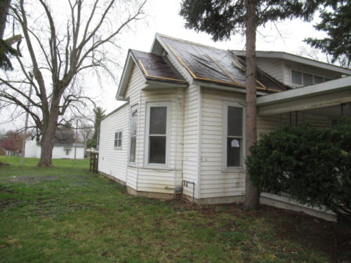 212 E Crawford Street, Paris, IL