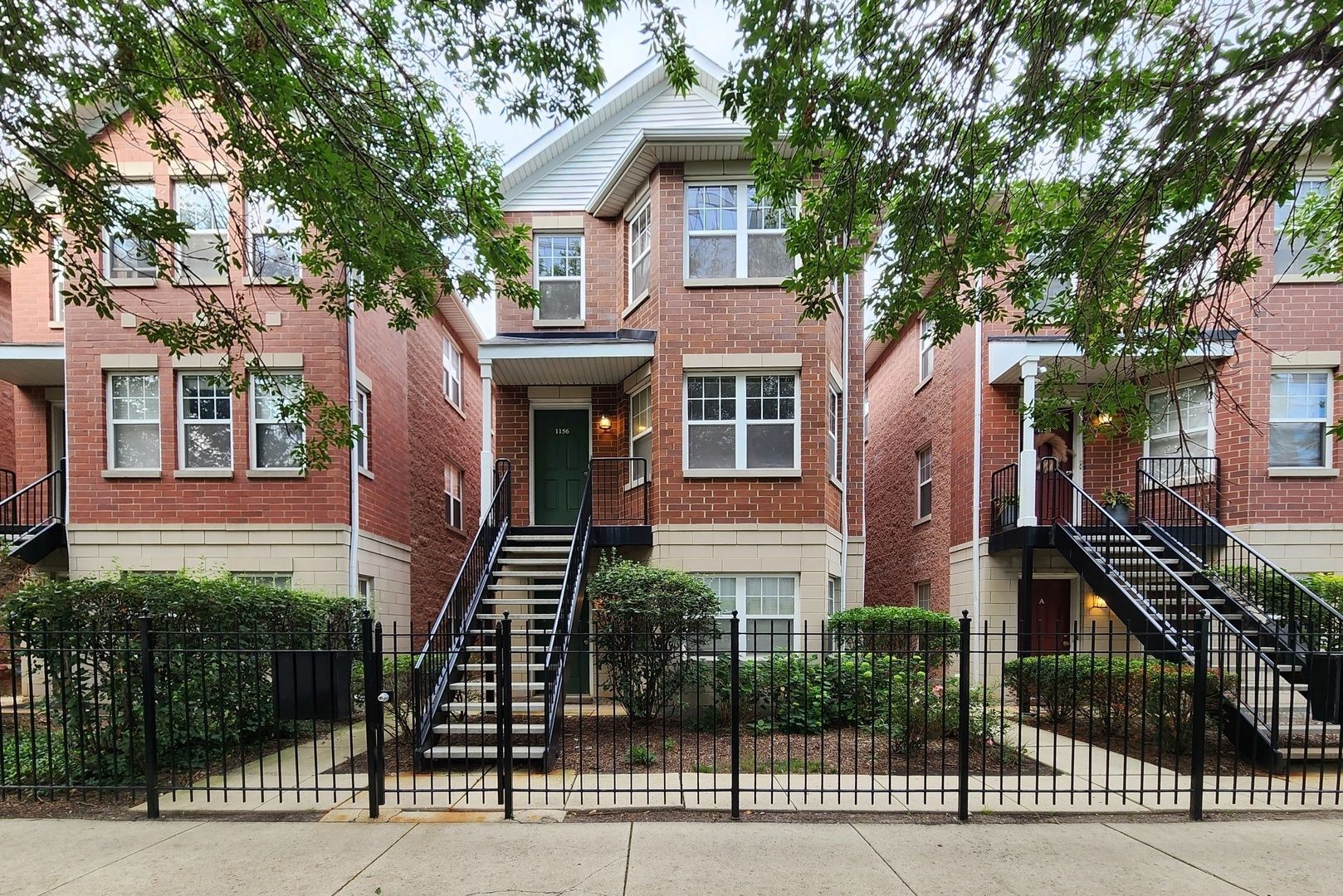 1156 N Howe Street #B, Chicago, IL