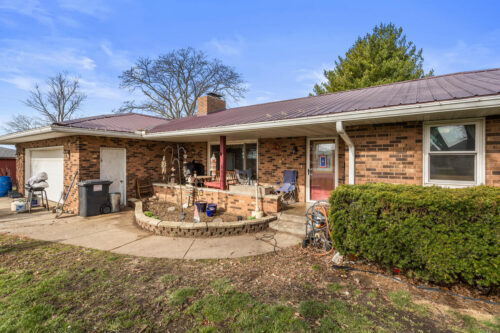 5 Truman Court, Philo, IL