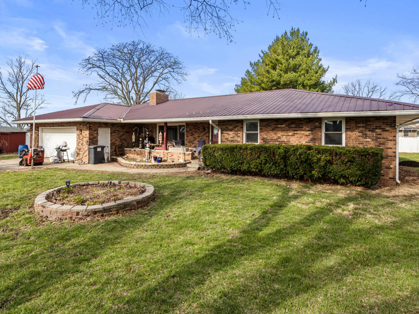 5 Truman Court, Philo, IL