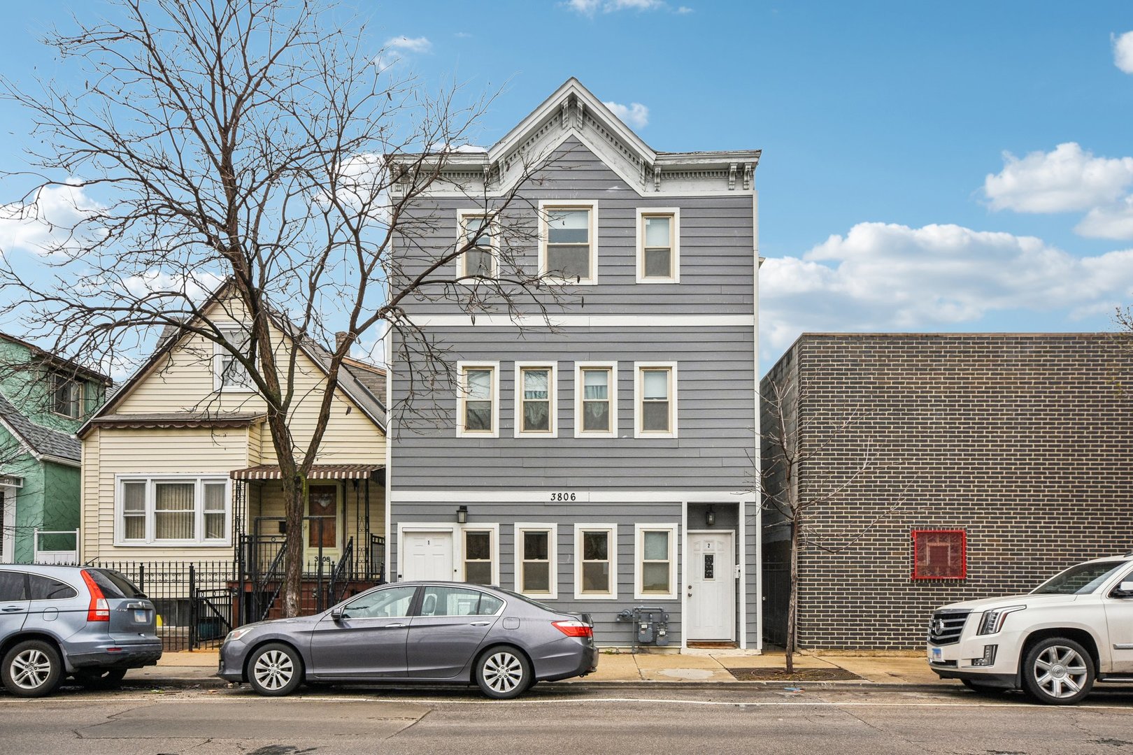 3806 W Armitage Avenue, Chicago, IL
