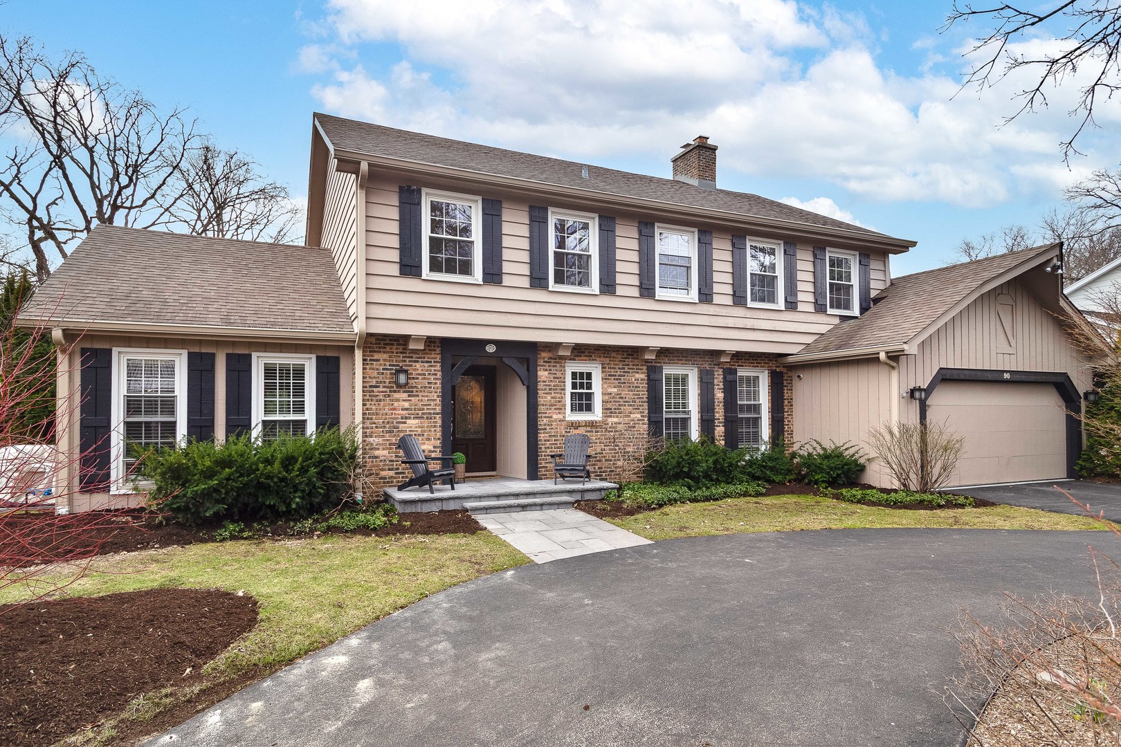 90 Linden Avenue, Glencoe, IL