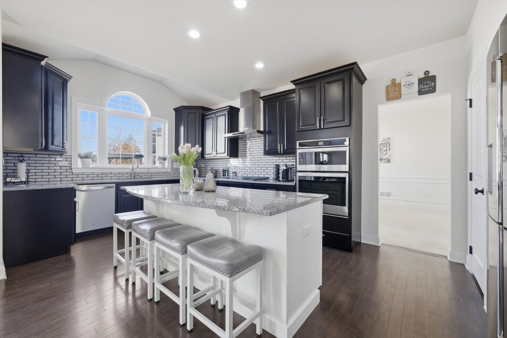 2617 Barker Drive, Batavia, IL