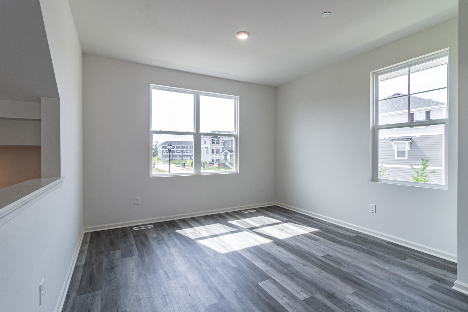 2111 Yellowstone Boulevard #2111, Mundelein, IL