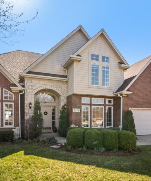 3516 White Eagle Drive, Naperville, IL