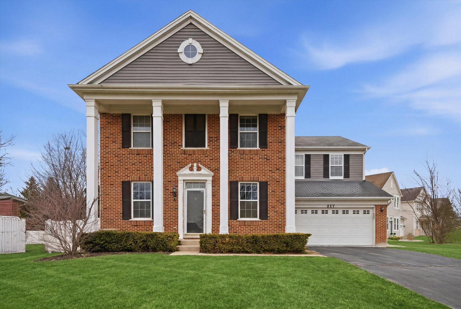 217 Sunbury Drive, St. Charles, IL