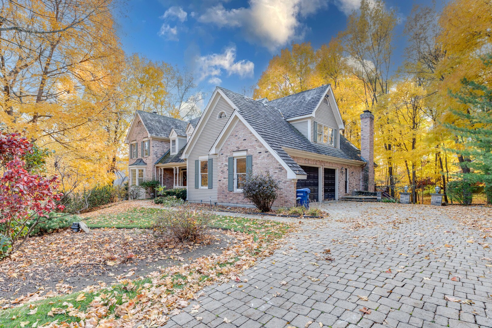 813 Fox Glen Drive, St. Charles, IL