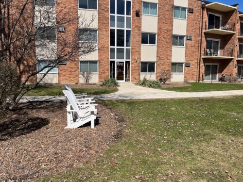 9717 S Keeler Avenue #209, Oak Lawn, IL