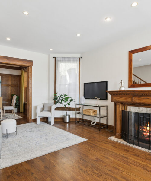 968 W Cuyler Avenue, Chicago, IL