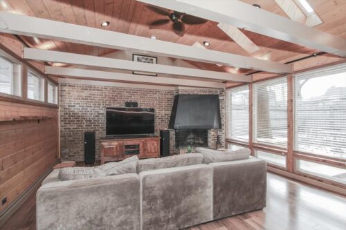 111 W Washington Boulevard, Lombard, IL