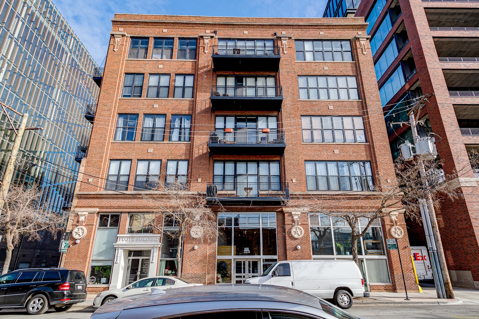 215 N ABERDEEN Street #301B, Chicago, IL