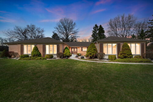 1449 S Shore Court, Barrington, IL