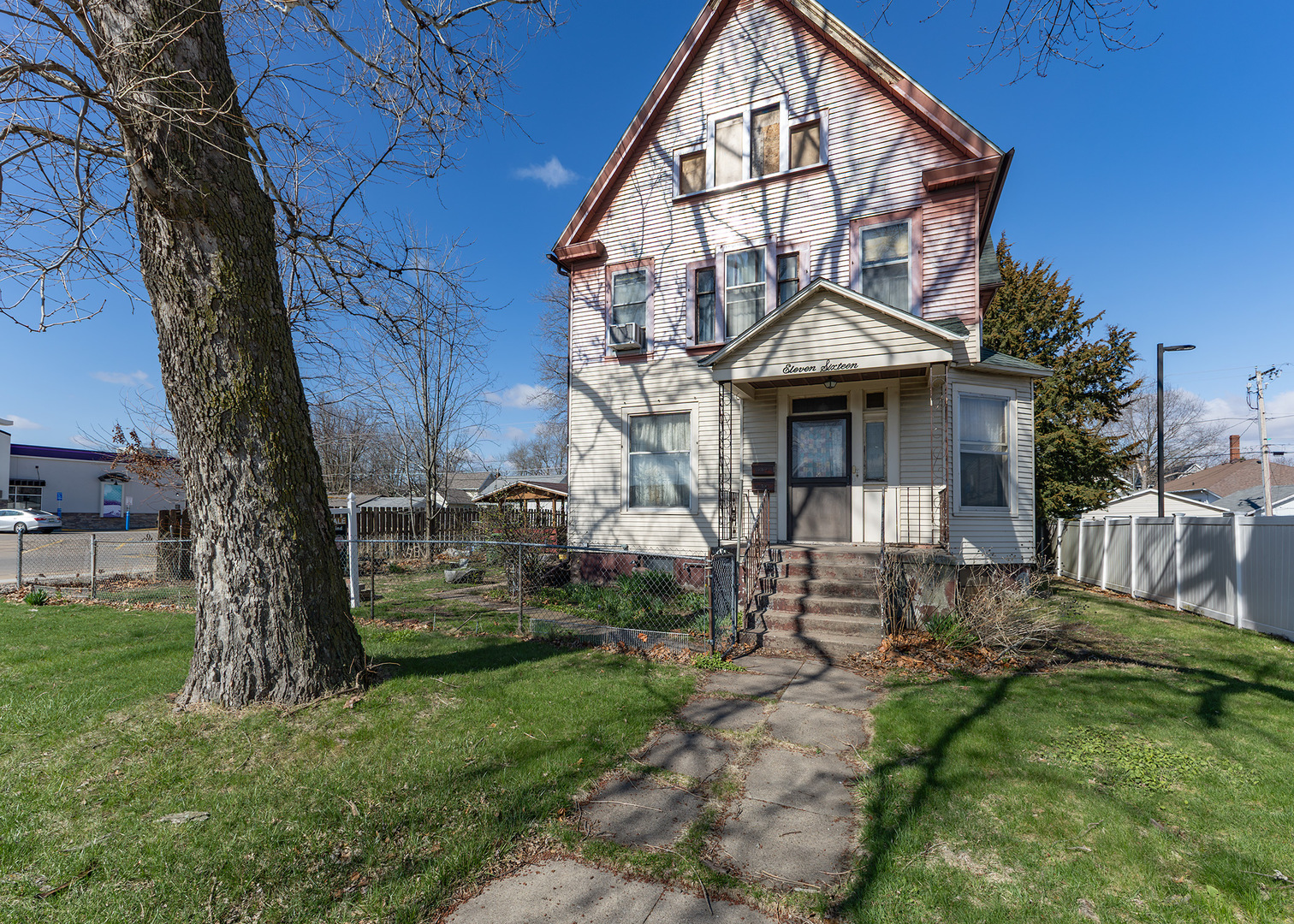 1116 N 2nd Street, Clinton, IA