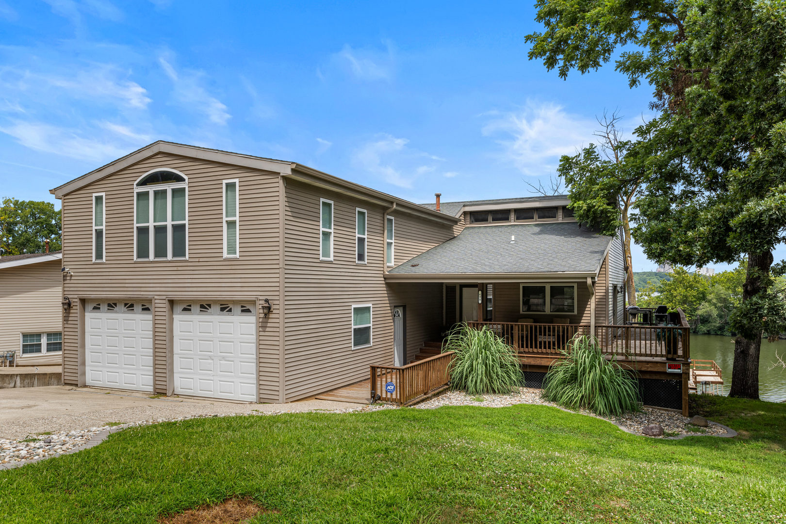 690 N Cove Court, Decatur, IL