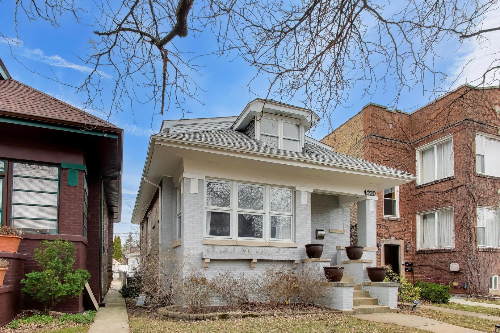 4220 N MARMORA Avenue, Chicago, IL