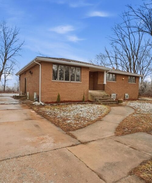 14315 S Manistee Avenue, Burnham, IL