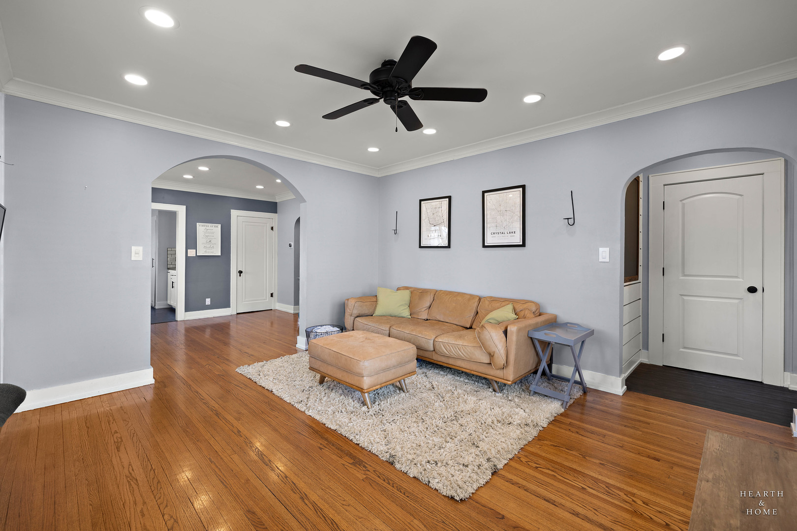 381 Douglas Avenue, Crystal Lake, IL