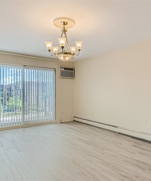 8936 N PARKSIDE Avenue #311, Des Plaines, IL