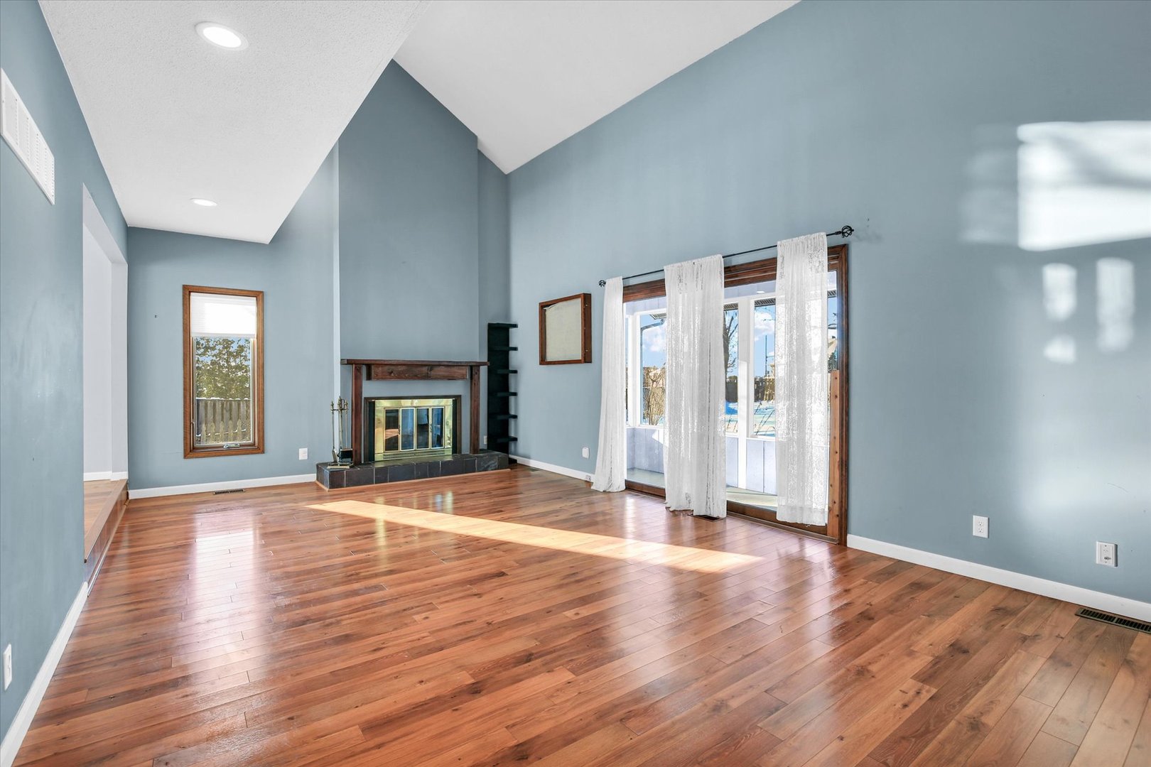 4 Genevieve Lane, Champaign, IL