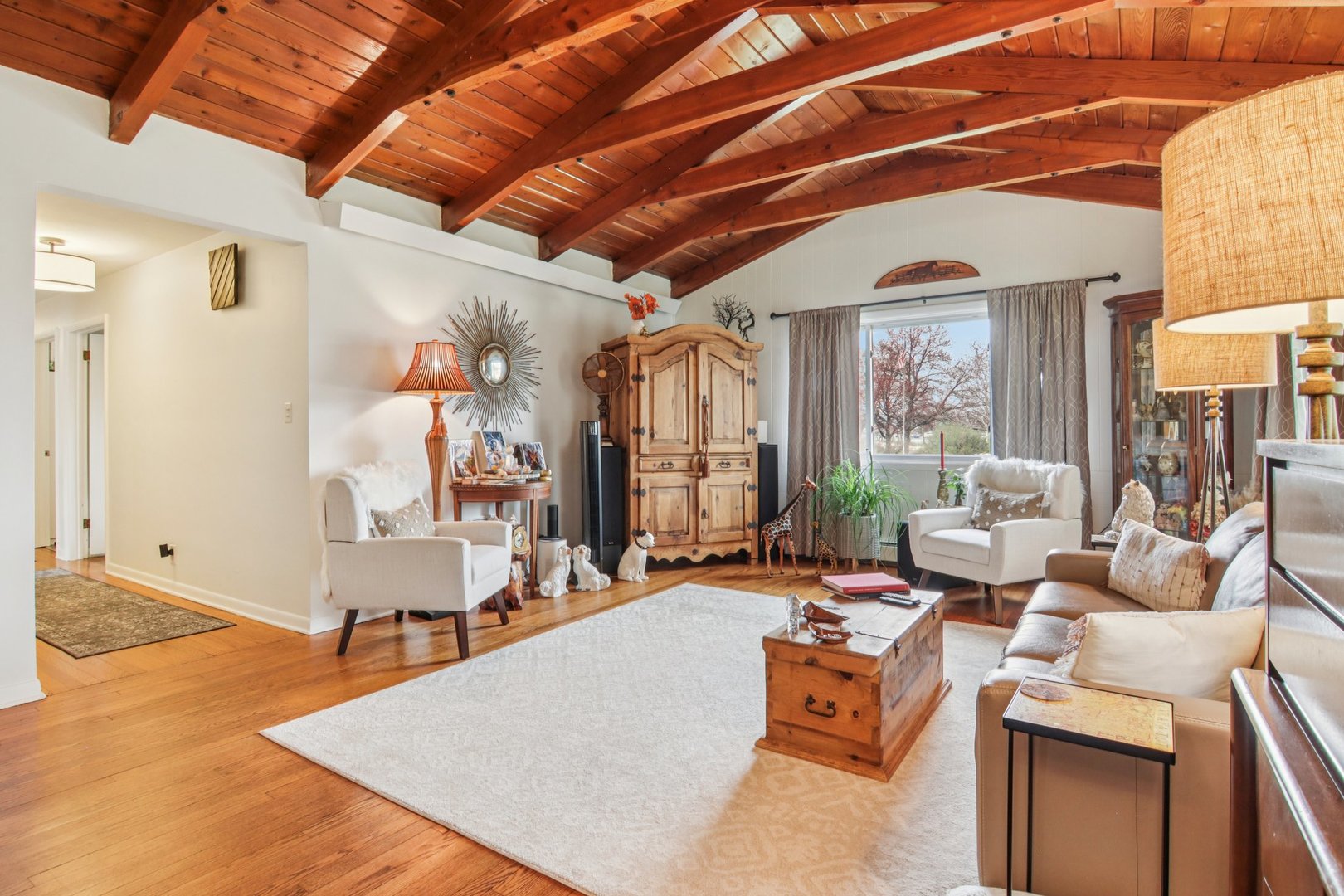 238 Frontage Road, Northfield, IL