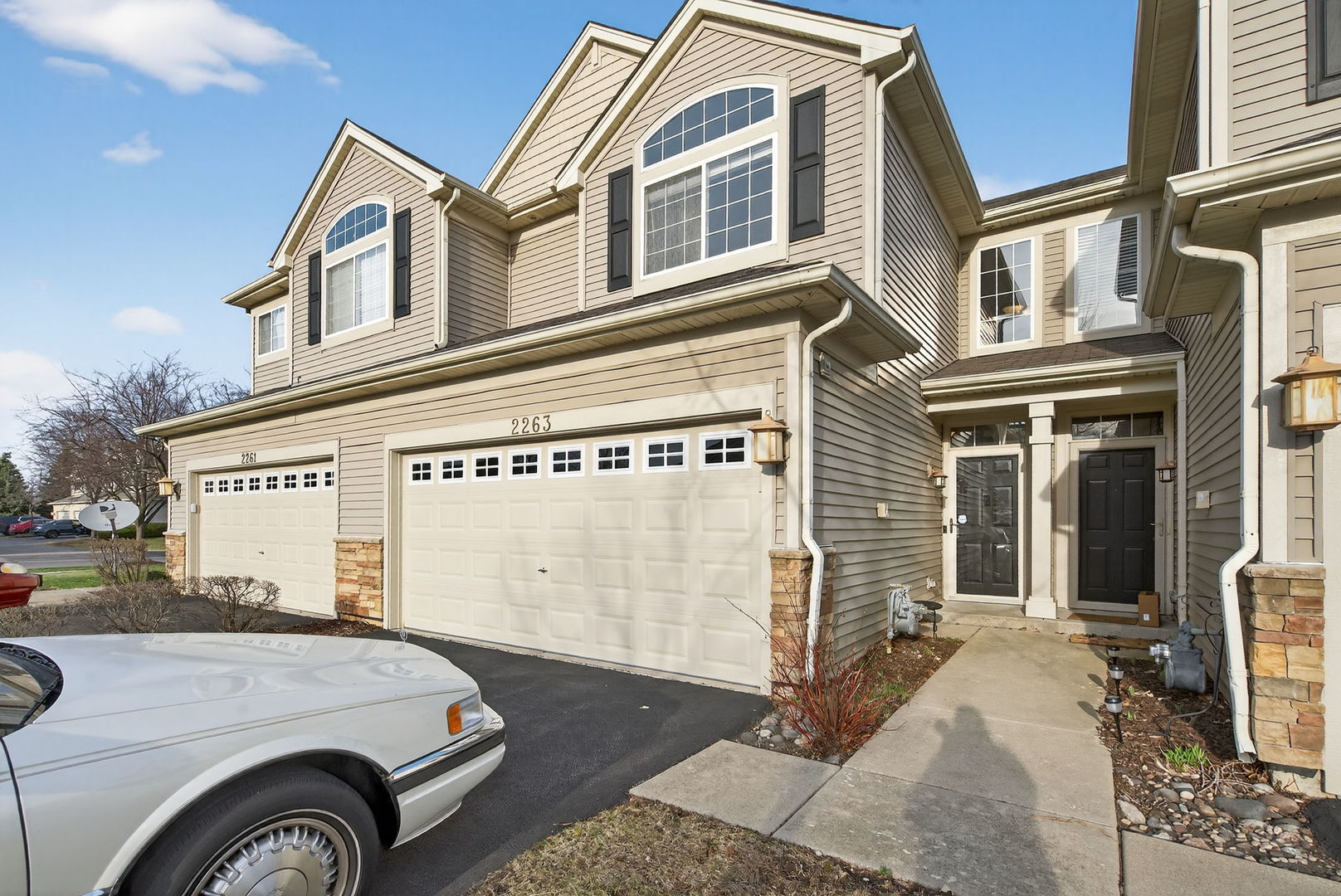 2263 Gallant Fox Circle, Montgomery, IL
