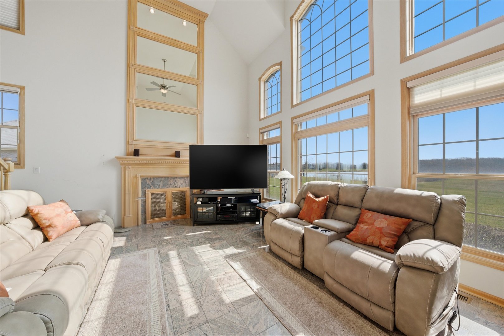 39 Odyssey Drive, Tinley Park, IL