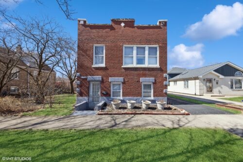 4332 Amelia Avenue, Lyons, IL