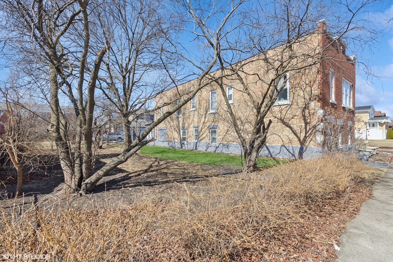 4332 Amelia Avenue, Lyons, IL