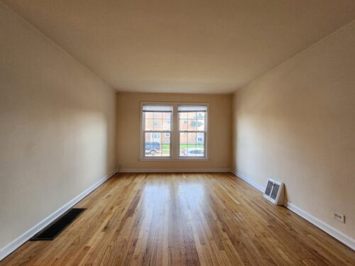 4258 W Nelson Street #1, Chicago, IL