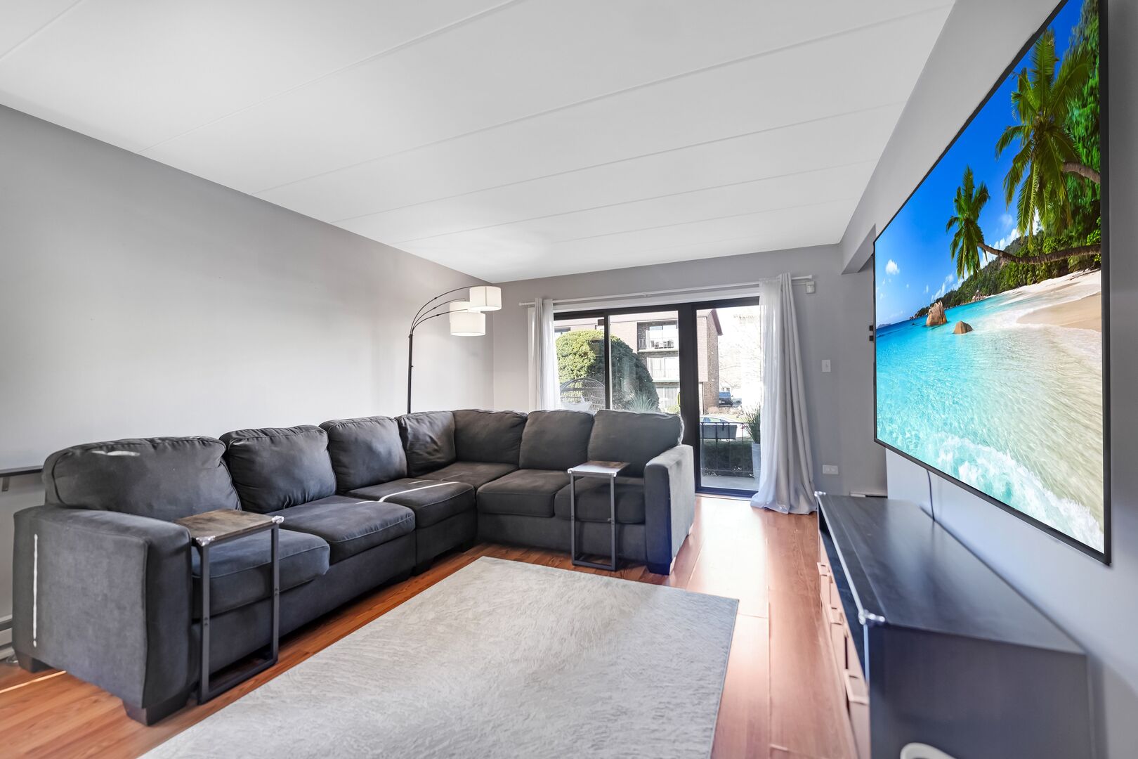 10411 S Komensky Avenue #101B, Oak Lawn, IL