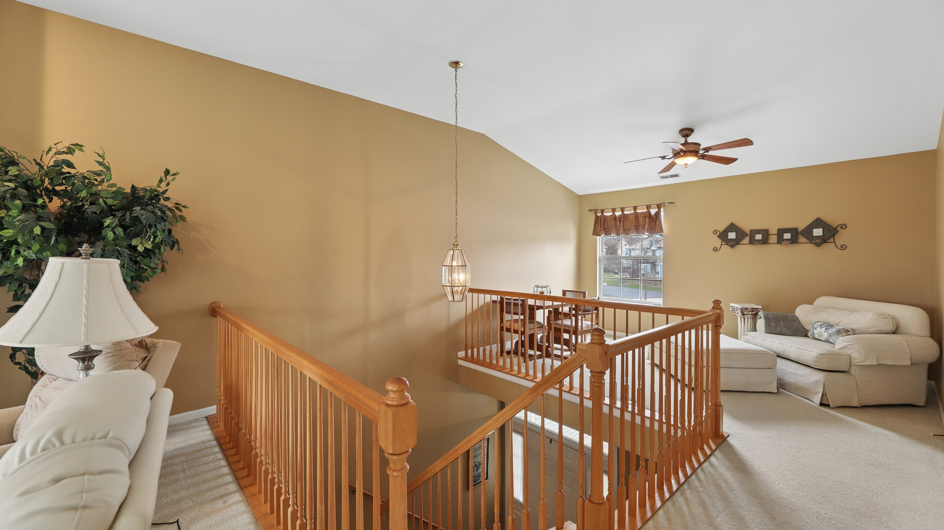 628 King Court #628, East Dundee, IL