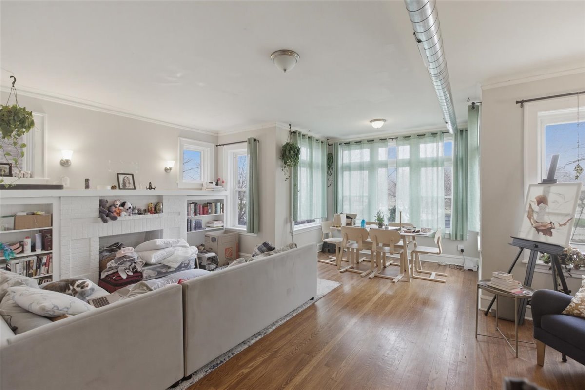 1042 N Kedzie Avenue #1, Chicago, IL