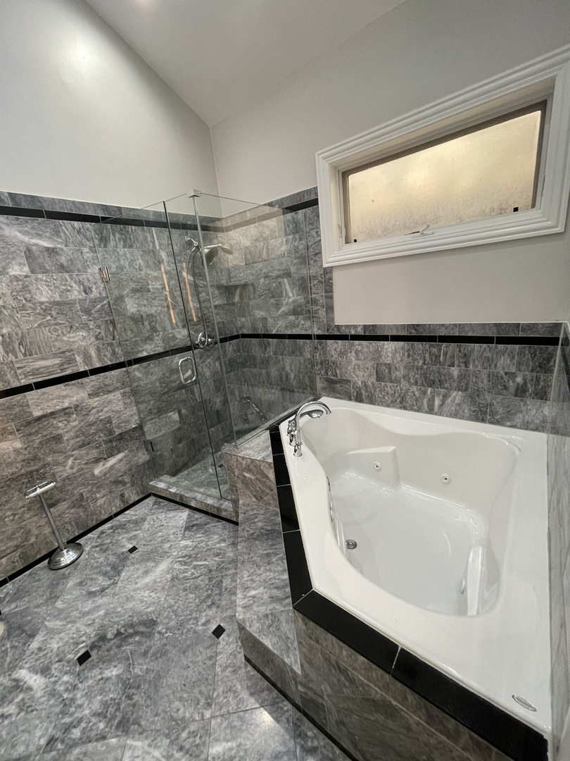 1532 N Campbell Avenue #3, Chicago, IL