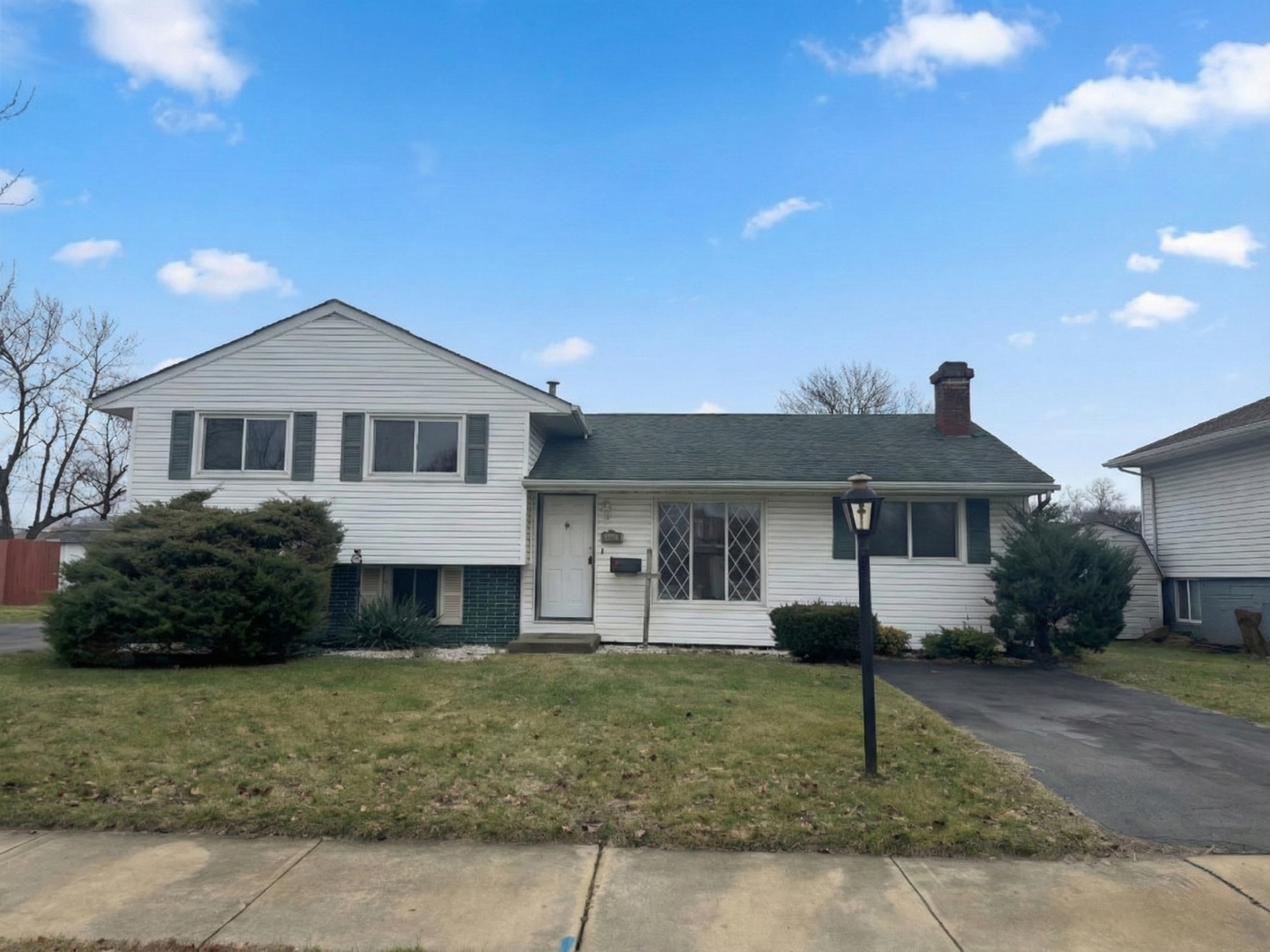 202 E Rose Street, Glenwood, IL