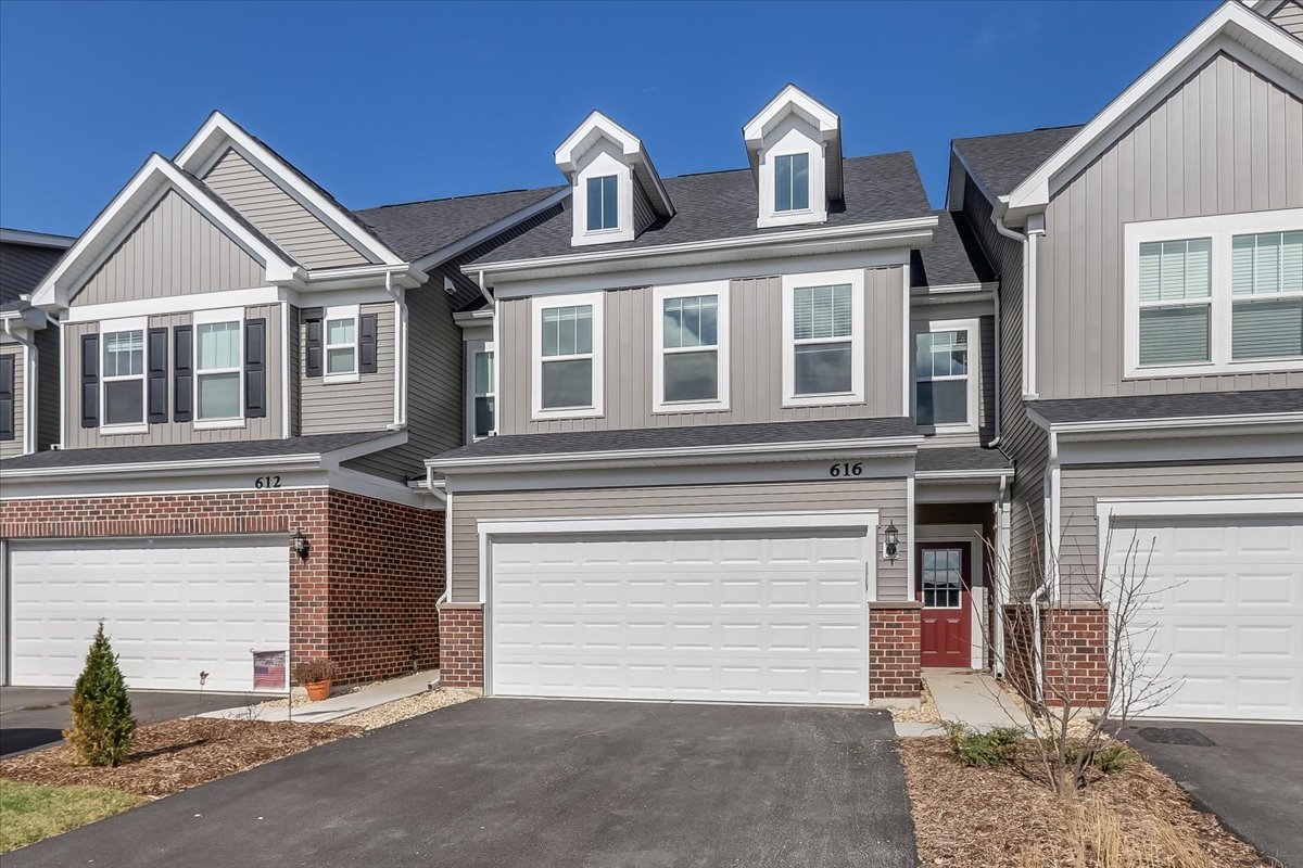 616 Switchgrass Lane #61005, Bolingbrook, IL