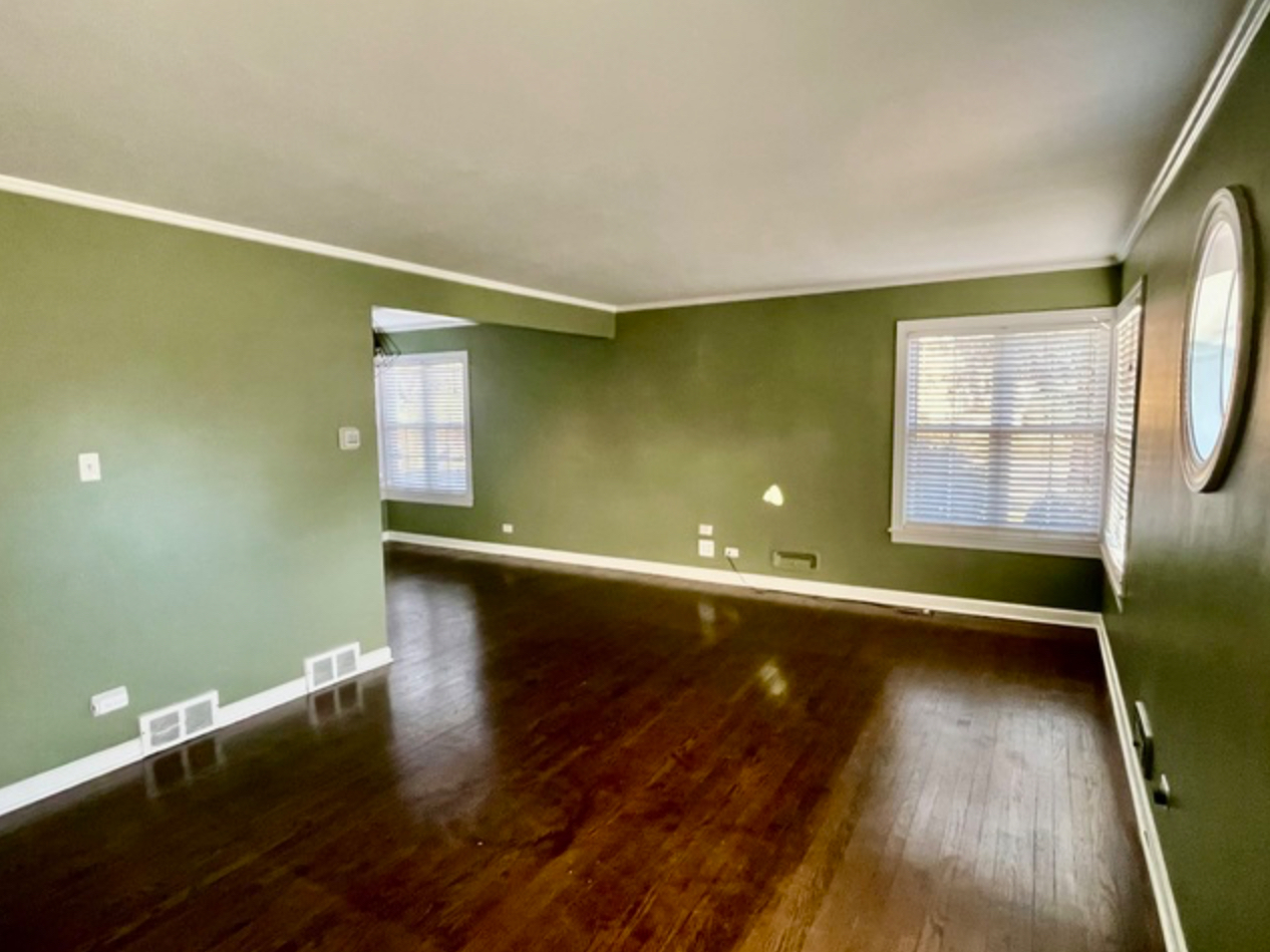 3701 W North Shore Avenue, Lincolnwood, IL