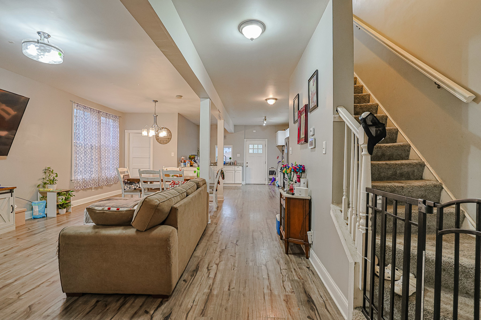 608 S 12th Avenue, Maywood, IL